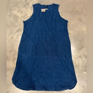 Sleeveless Navy Midi Dress